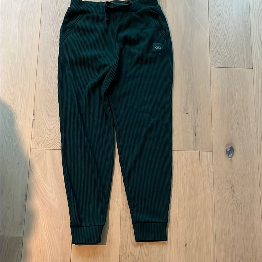 AKO Muse sweatpants